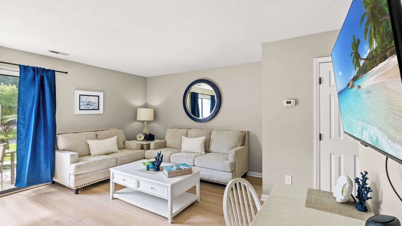 Photo of Livingroom in Little River