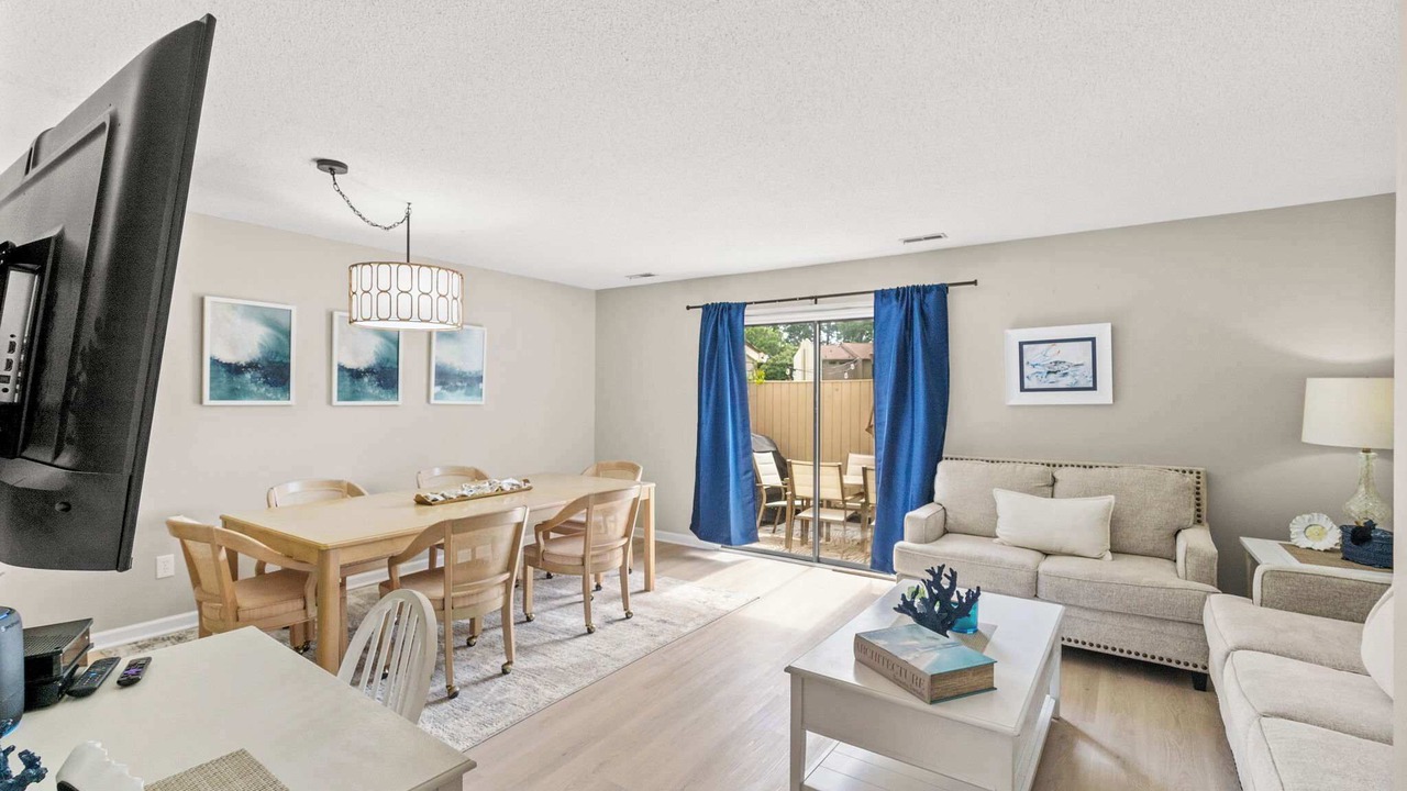 Photo of Livingroom in Little River