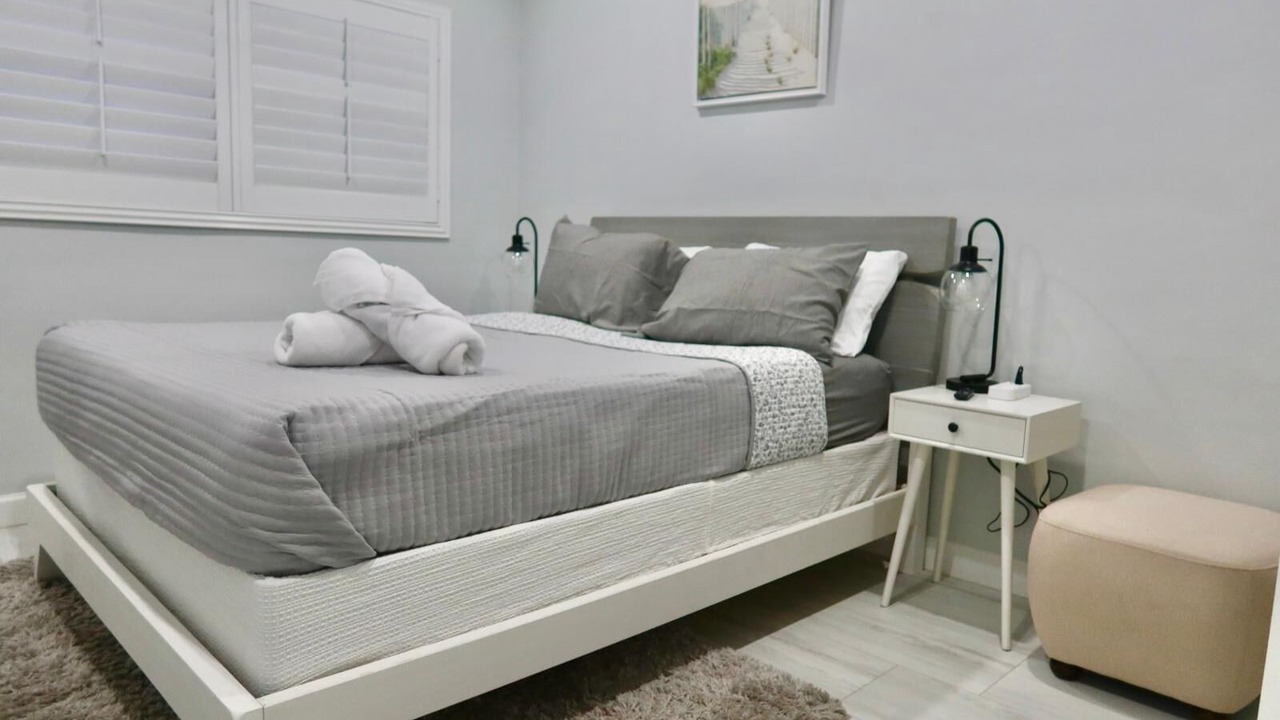 Photo of Bedroom in Trailer Estates