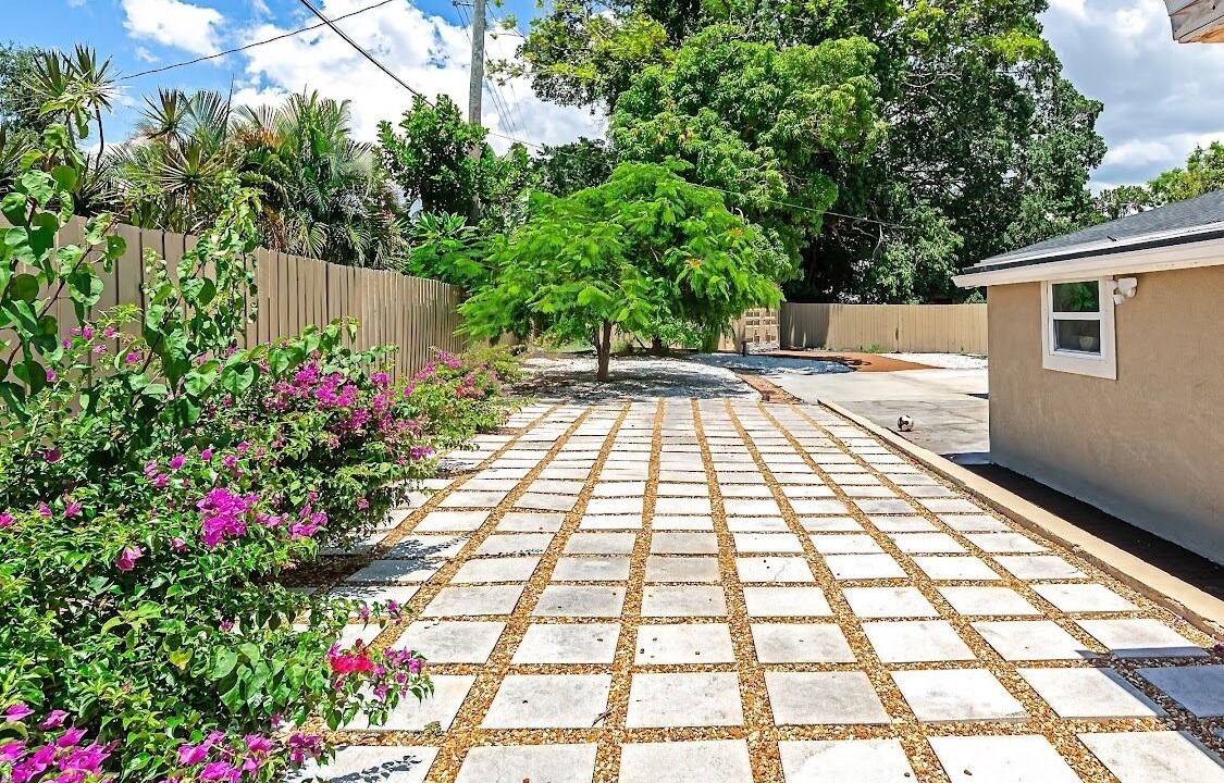 Photo of Outdoor in Trailer Estates