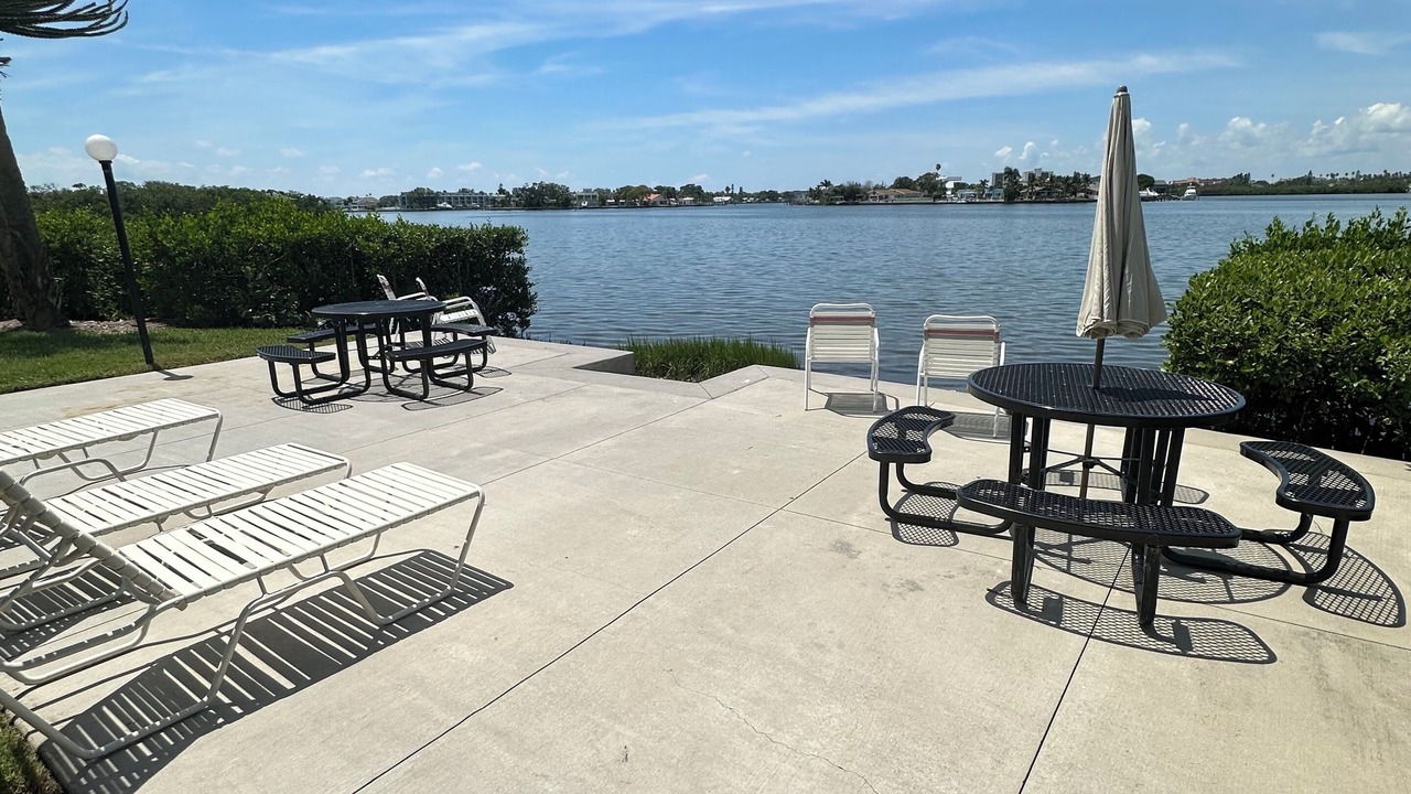 Photo of Others in Largo