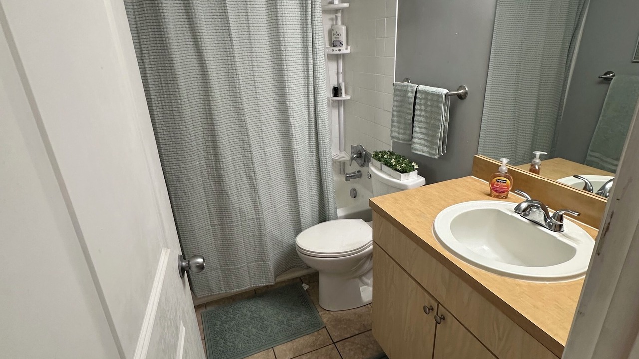 Photo of Bathroom in Largo