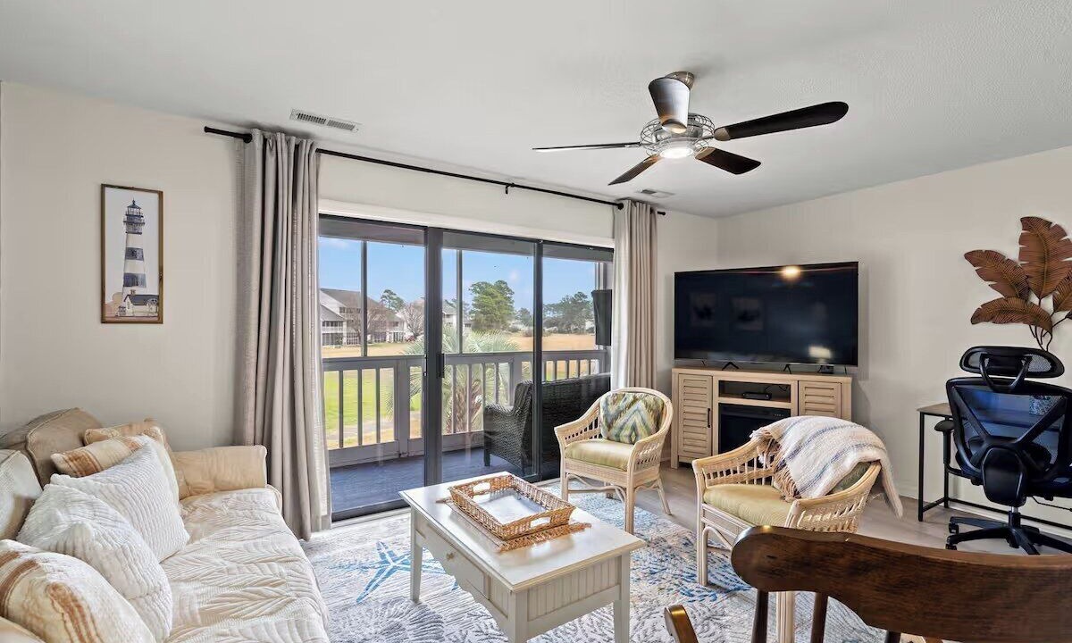 Photo of Livingroom in Little River