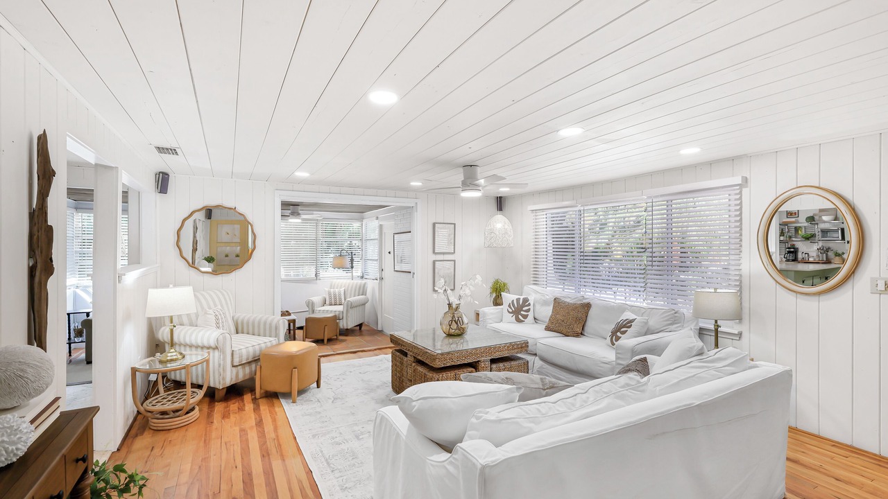 Photo of Livingroom in South Gate Ridge