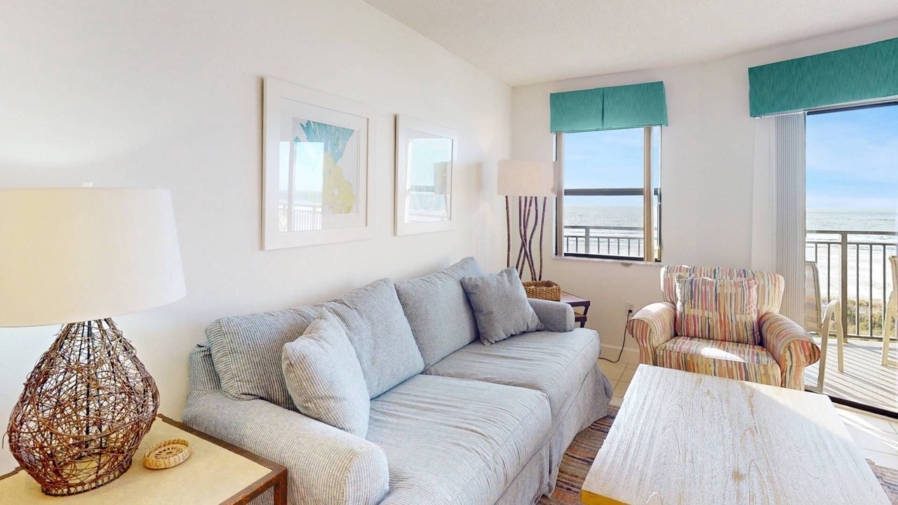 Photo of Livingroom in Belle Vista