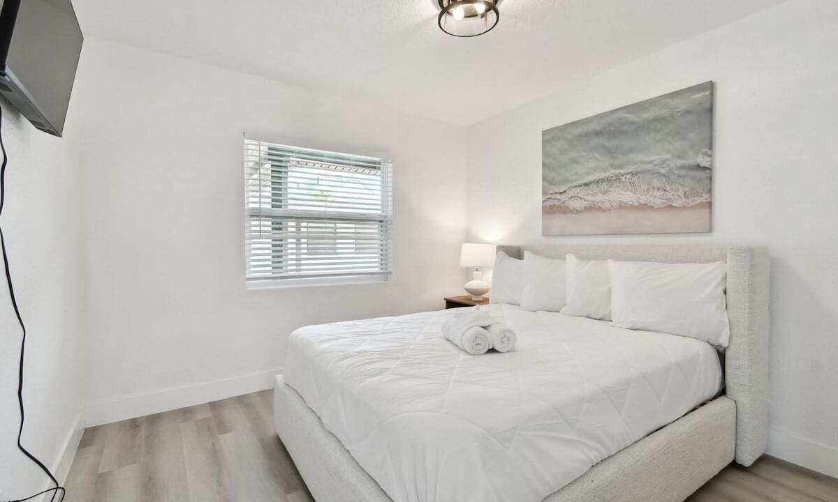 Photo of Bedroom in Treasure Island