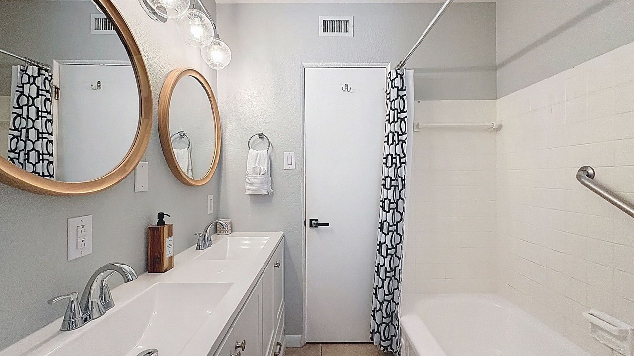 Photo of Bathroom in Walsingham