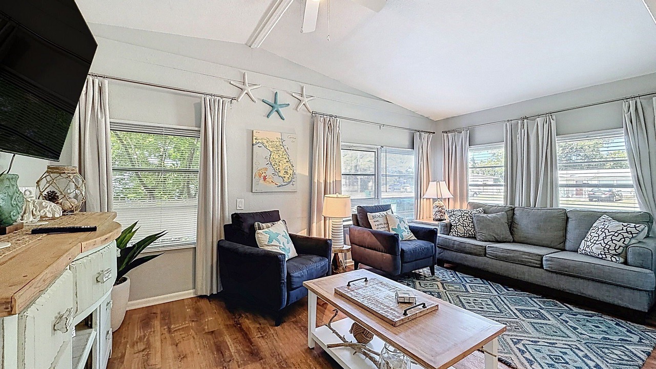 Photo of Livingroom in Walsingham