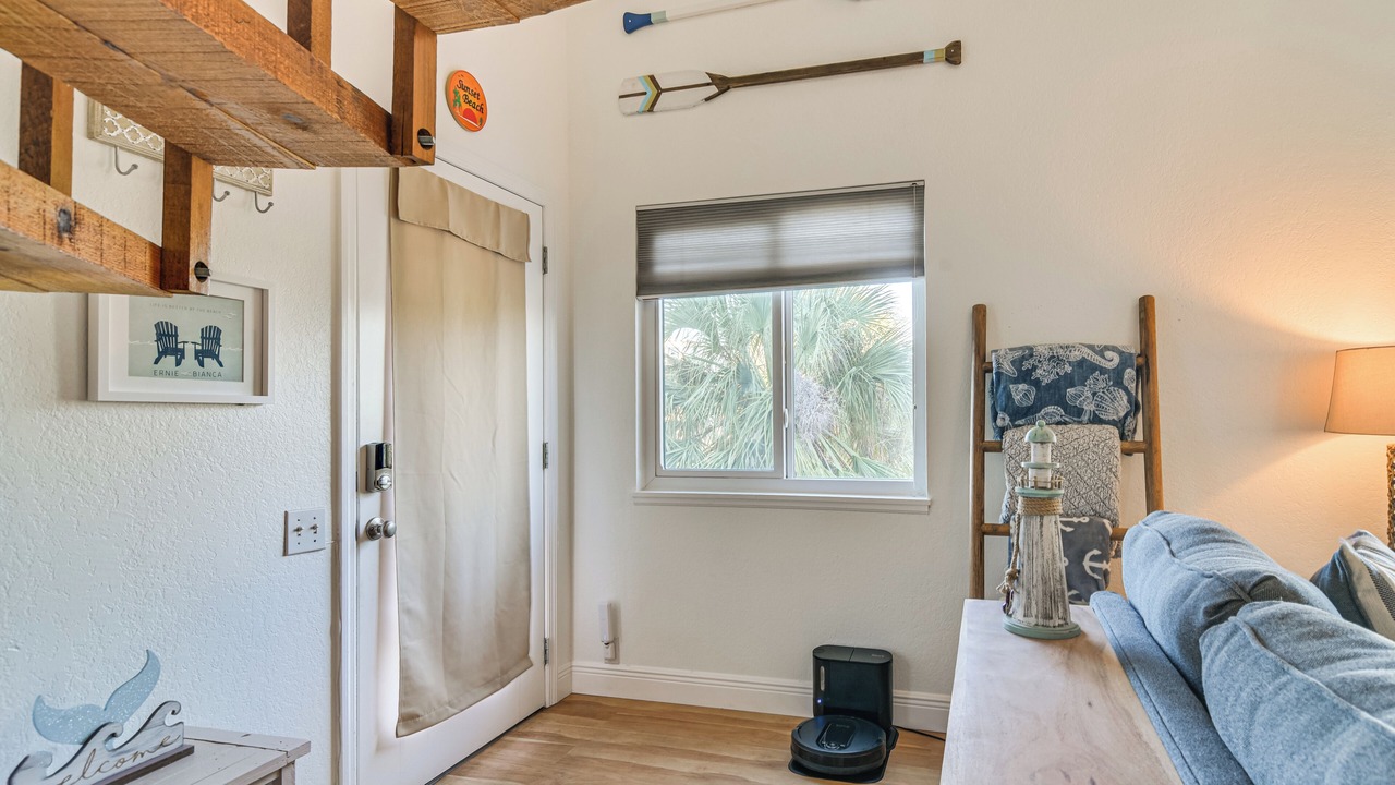 Photo of Livingroom in Sunset Beach