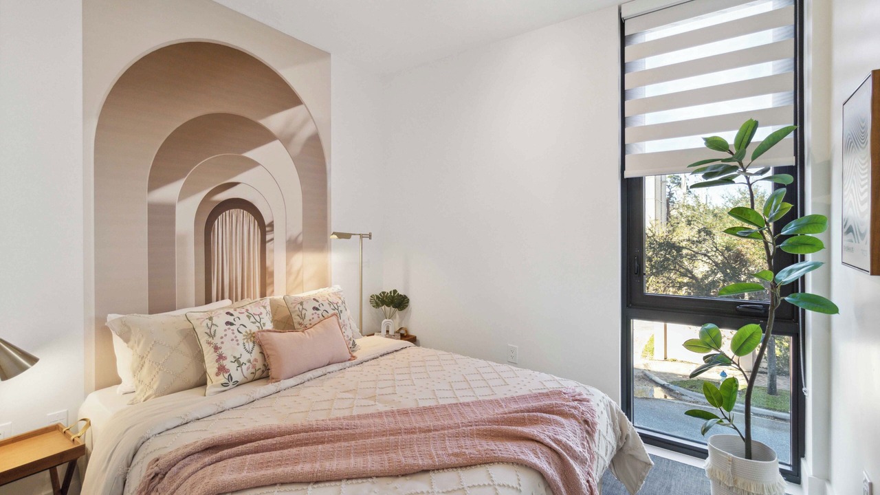 Photo of Bedroom in Gillespie Park