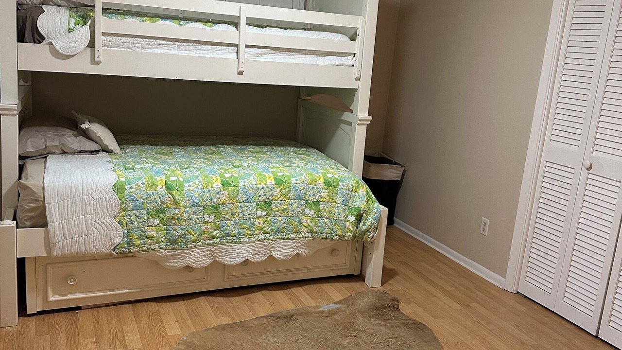 Photo of Bedroom in Longboat Key
