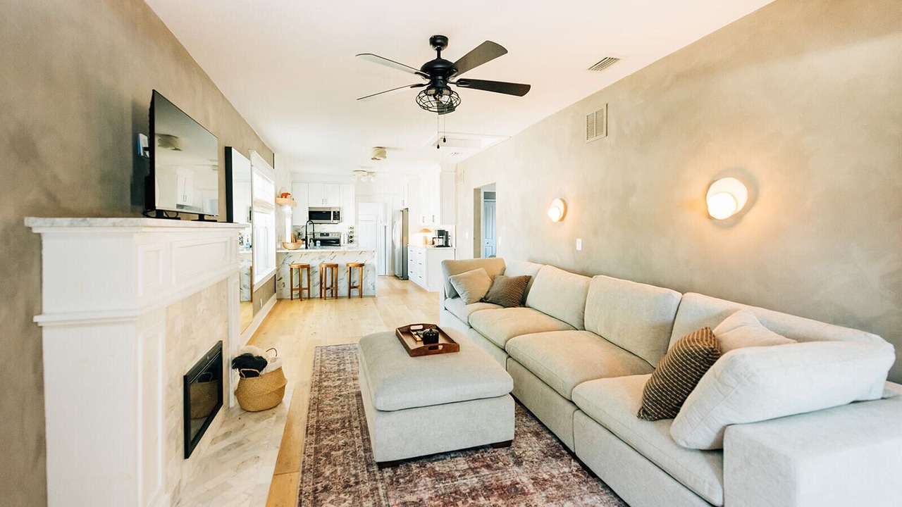 Photo of Livingroom in South Seminole Heights