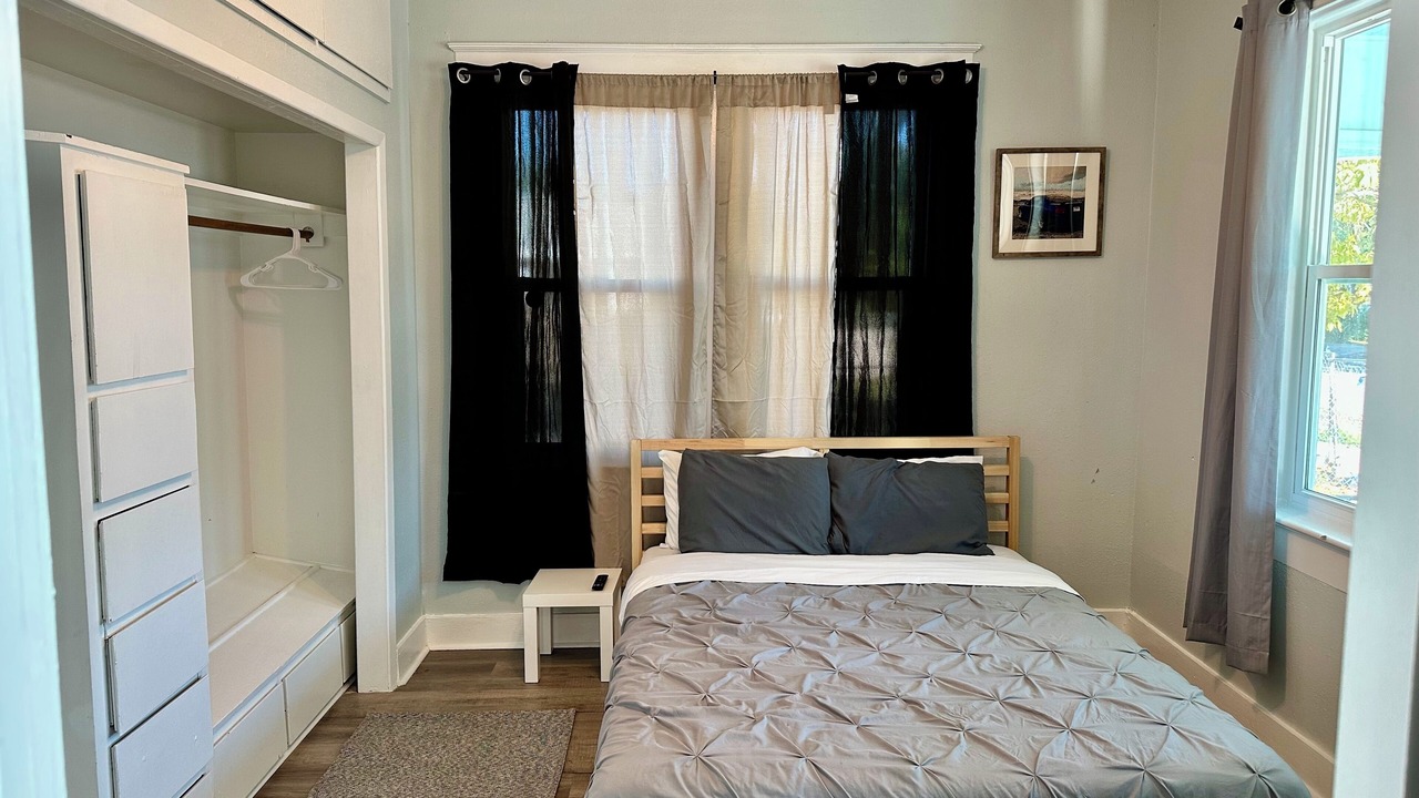 Photo of Bedroom in East Tampa