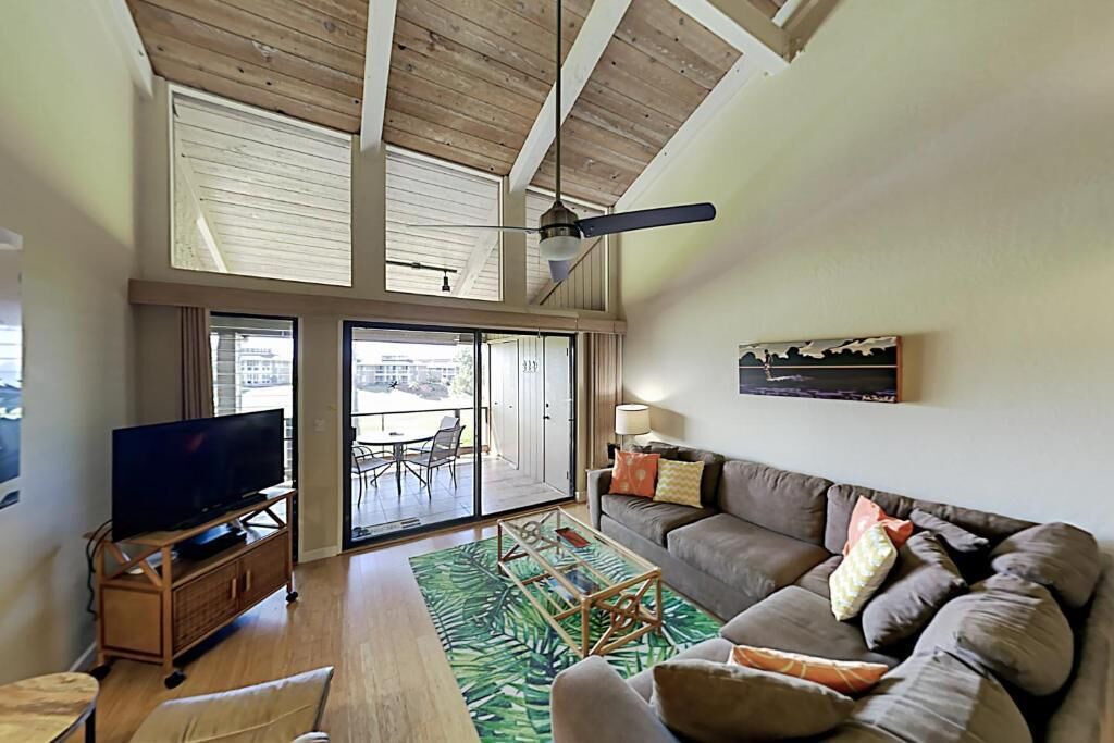 Photo of Livingroom in Waikoloa Village