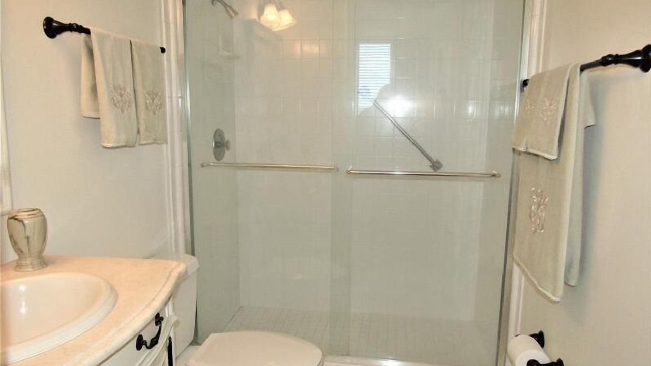 Photo of Bathroom in Longboat Key