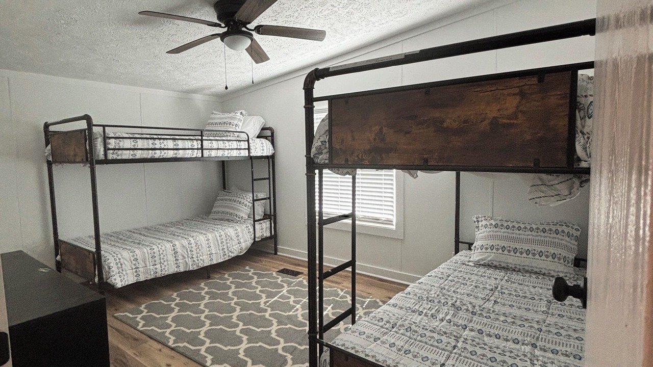 Photo of Bedroom in Gallatin