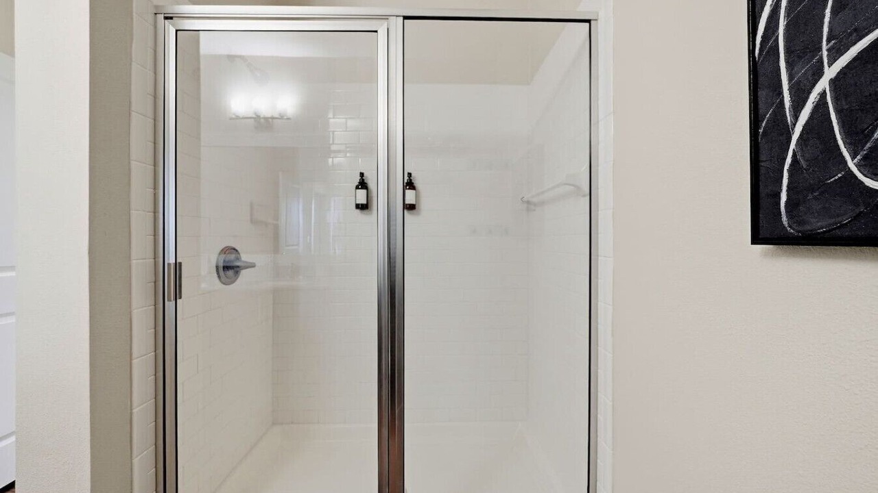 Photo of Bathroom in Courier City - Oscawana