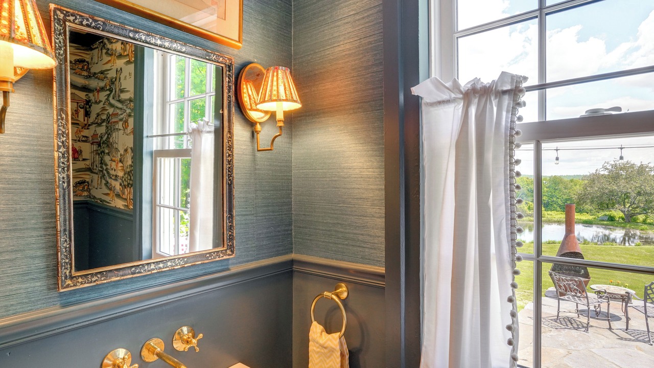 Photo of Bathroom in Middlefield