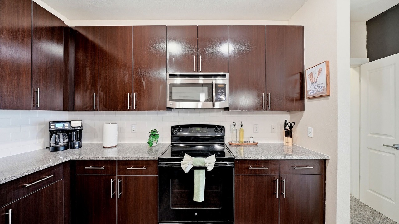 Photo of Kitchen in Courier City - Oscawana