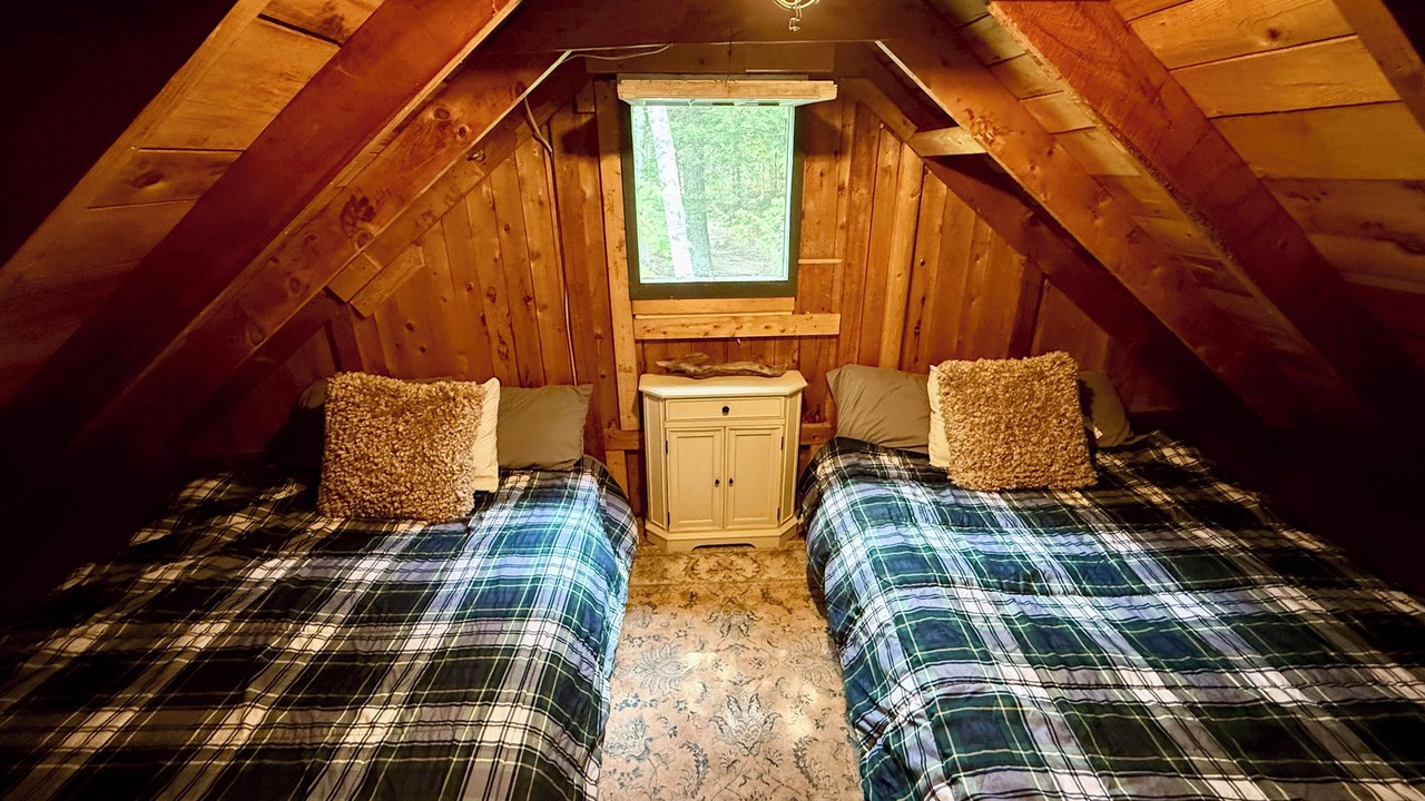 Photo of Bedroom in Millinocket