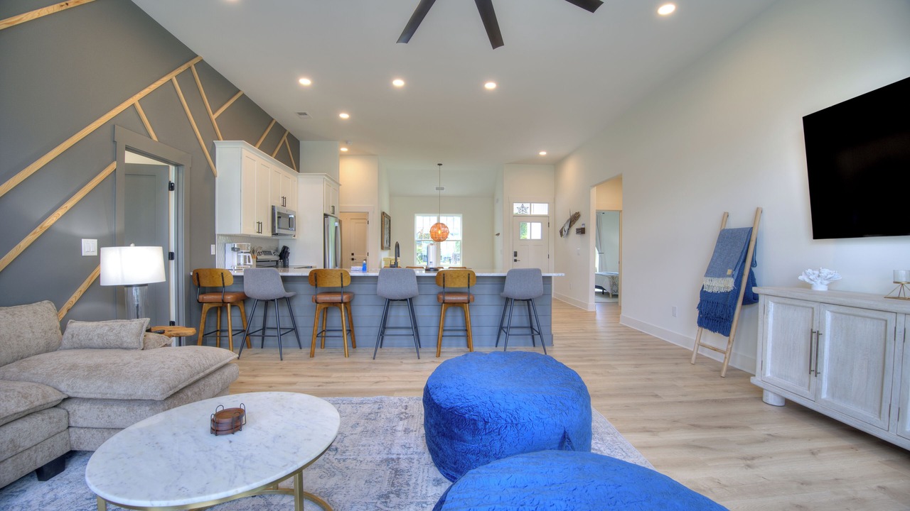 Photo of Livingroom in Little River