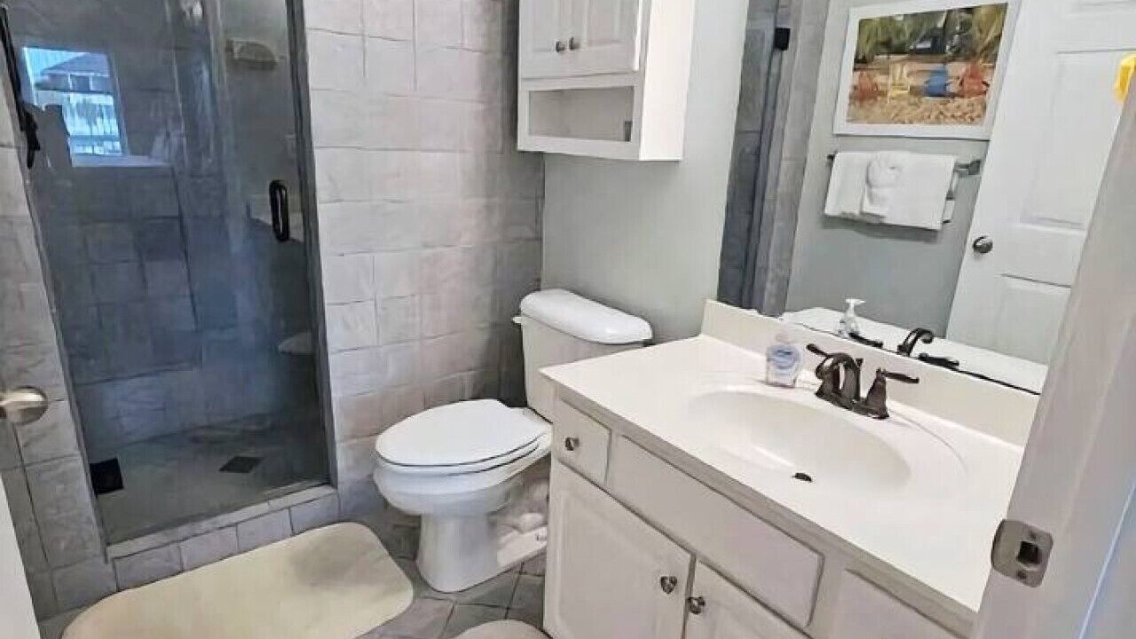 Photo of Bathroom in Carolina Yacht Landing