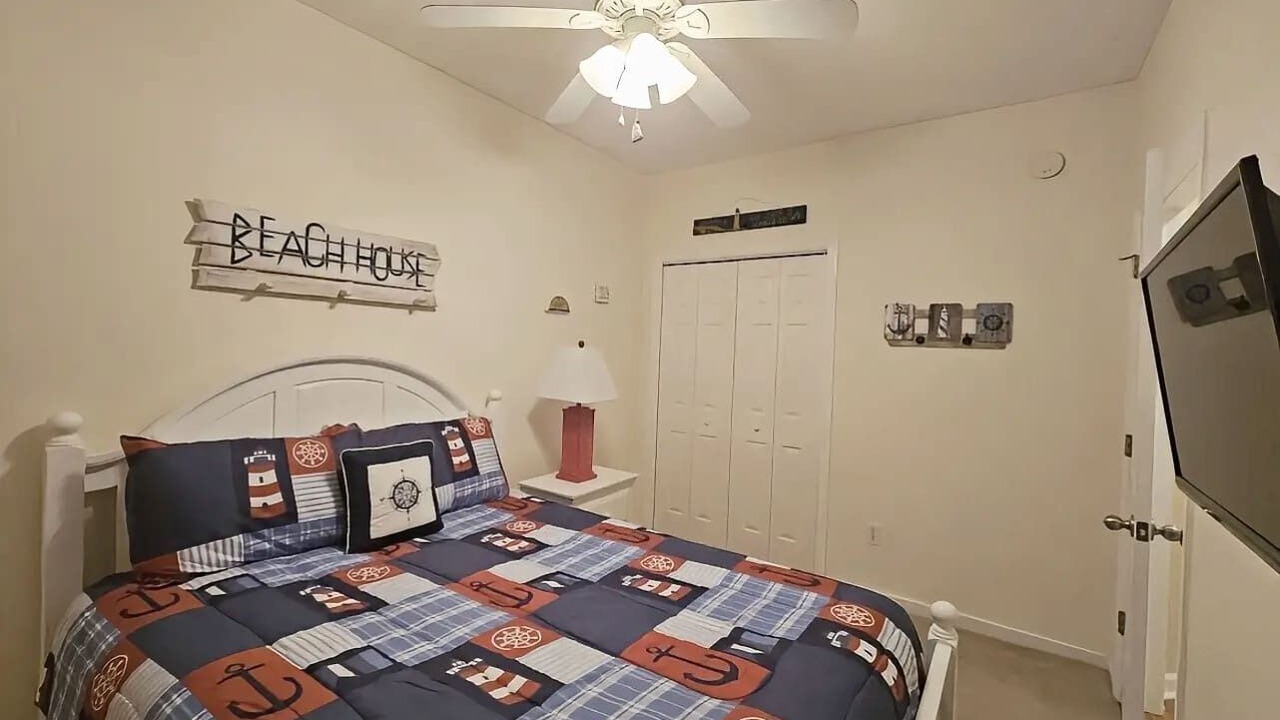 Photo of Bedroom in Carolina Yacht Landing