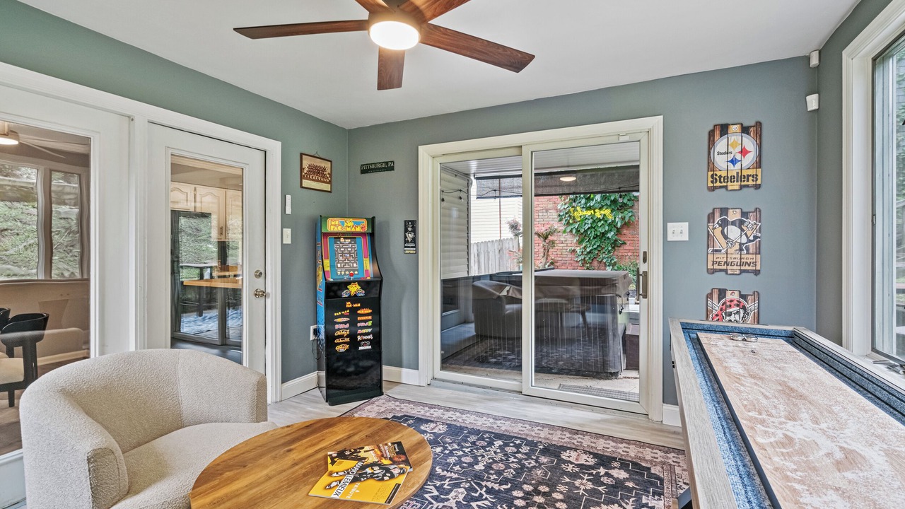 Photo of Bedroom in South Side Slopes
