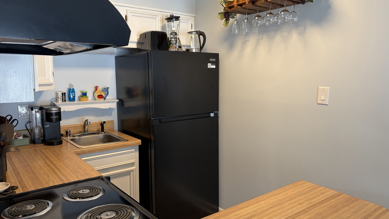 Photo of Kitchen in White Lake