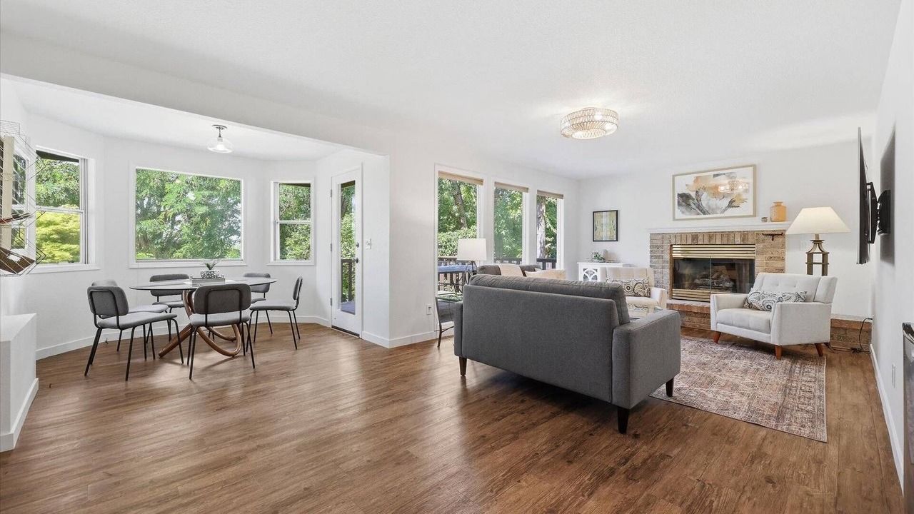 Photo of Livingroom in Garden City