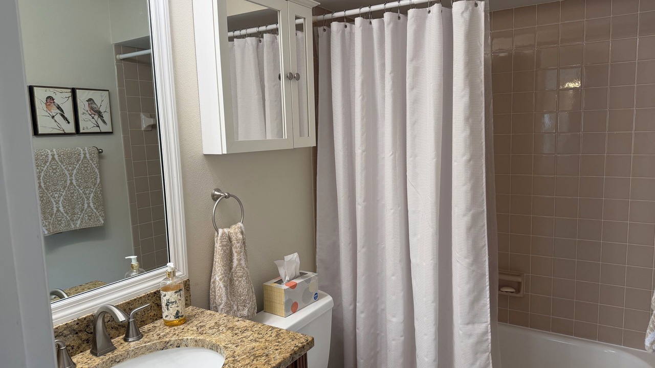 Photo of Bathroom in Bayou Oaks