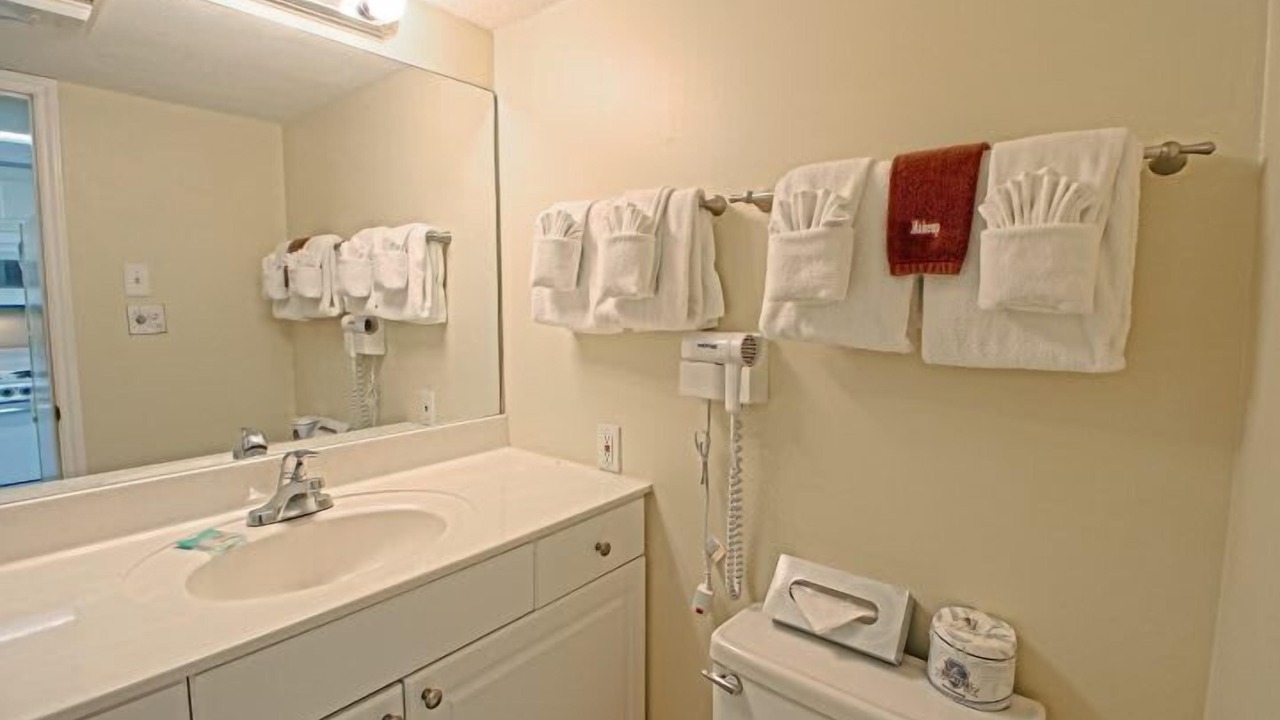 Photo of Bathroom in Ocean Drive