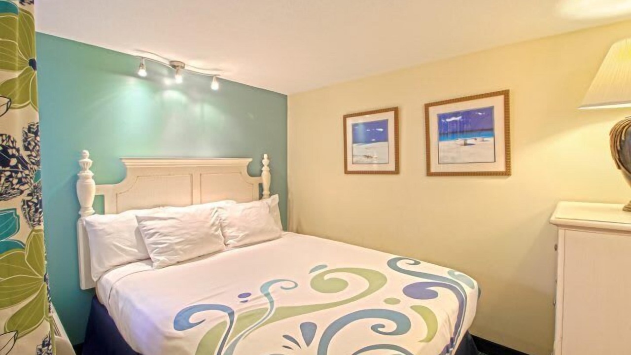 Photo of Bedroom in Ocean Drive