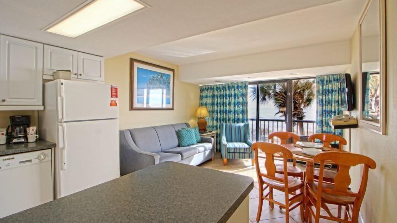 Photo of Livingroom in Ocean Drive
