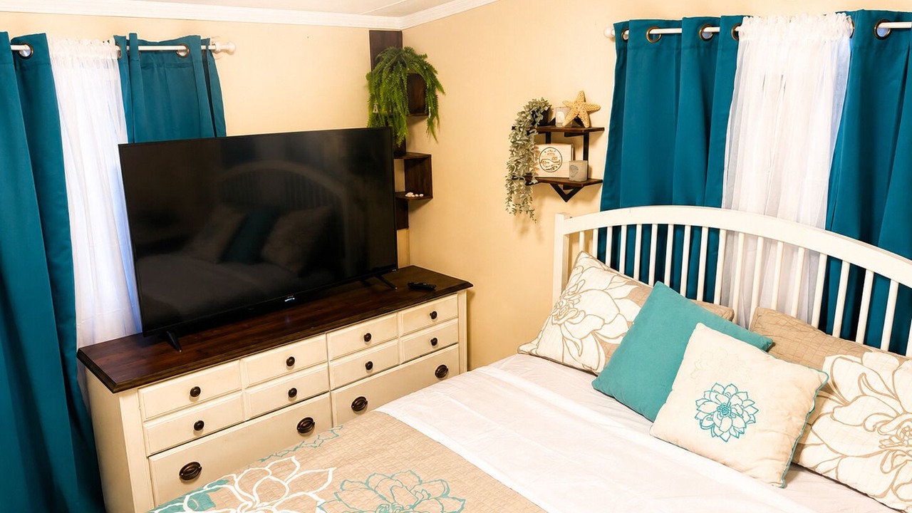 Photo of Bedroom in Little River