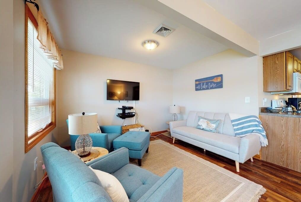 Photo of Livingroom in The Bays