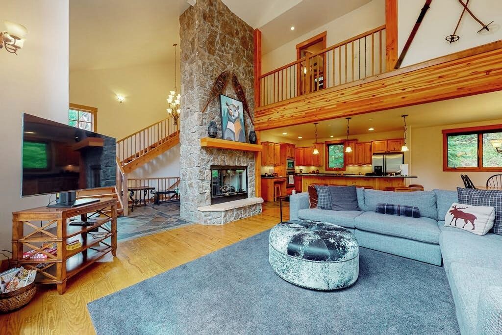 Photo of Livingroom in Crown