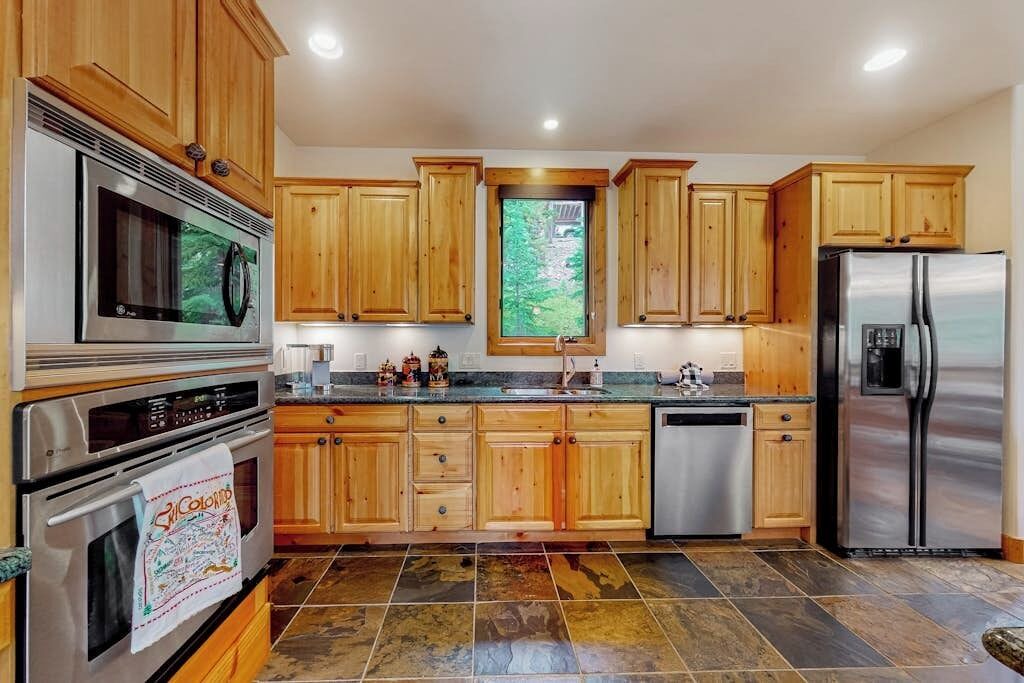 Photo of Kitchen in Crown