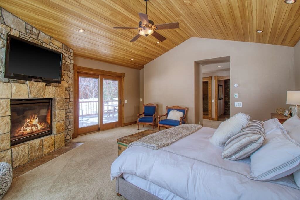 Photo of Bedroom in Warrior's Mark West