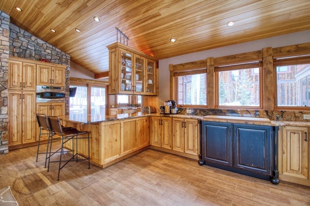 Photo of Kitchen in Warrior's Mark West