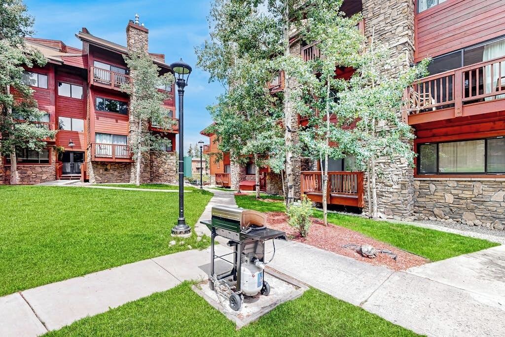 Photo of Patio Balcony in Four O'Clock