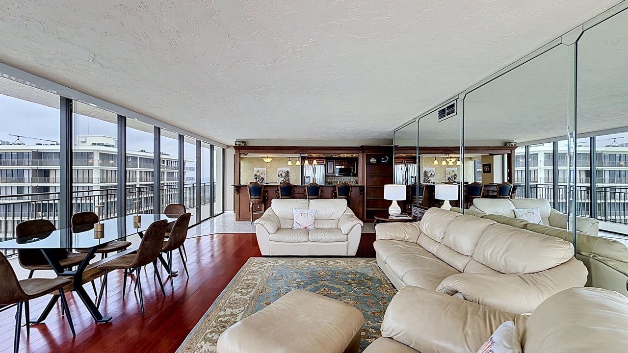 Photo of Livingroom in Sunset Beach