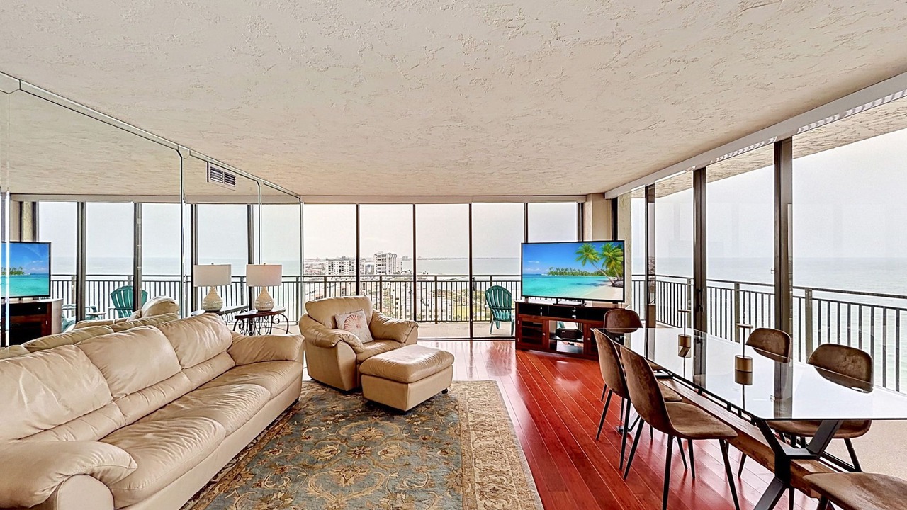 Photo of Livingroom in Sunset Beach