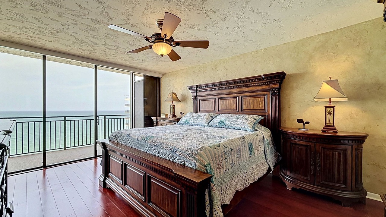 Photo of Patio Balcony in Sunset Beach