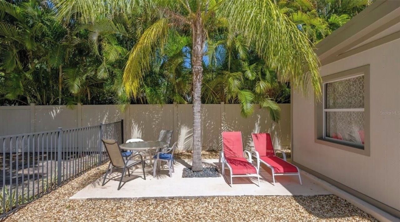 Photo of Patio Balcony in Cherokee Park