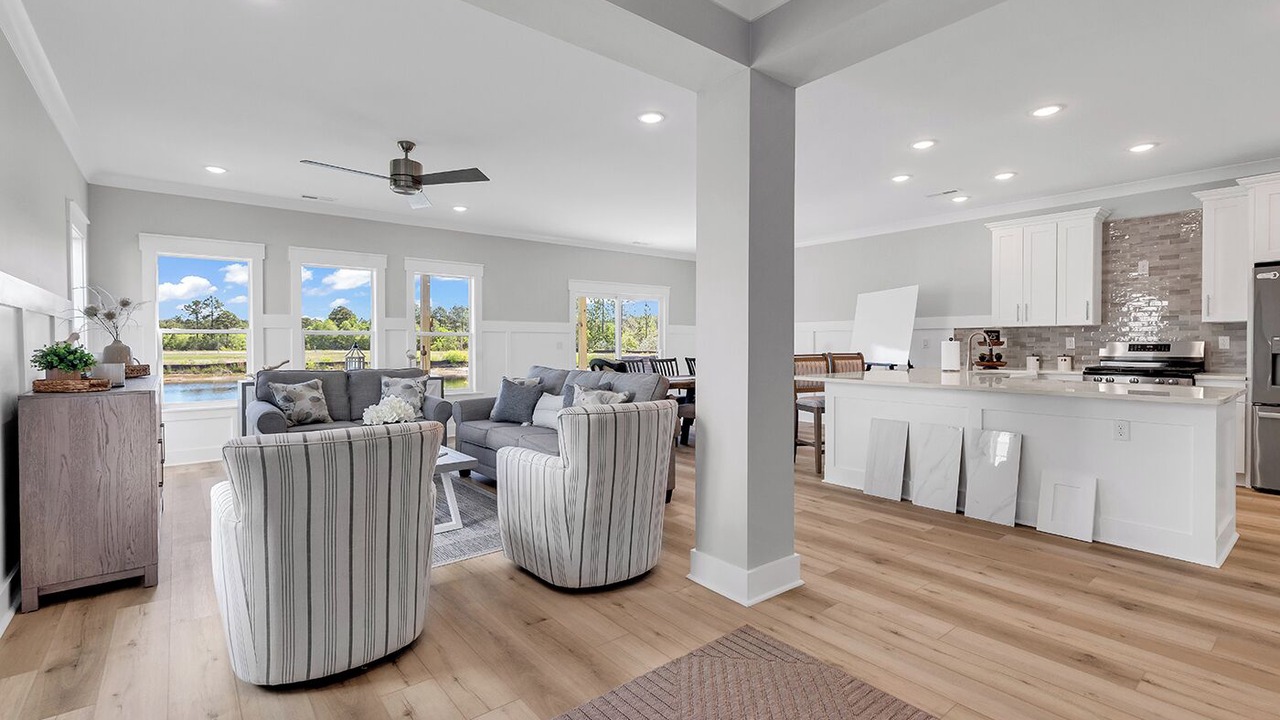 Photo of Livingroom in Longs