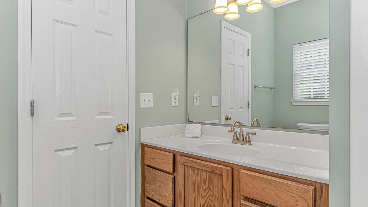 Photo of Bathroom in Garden City