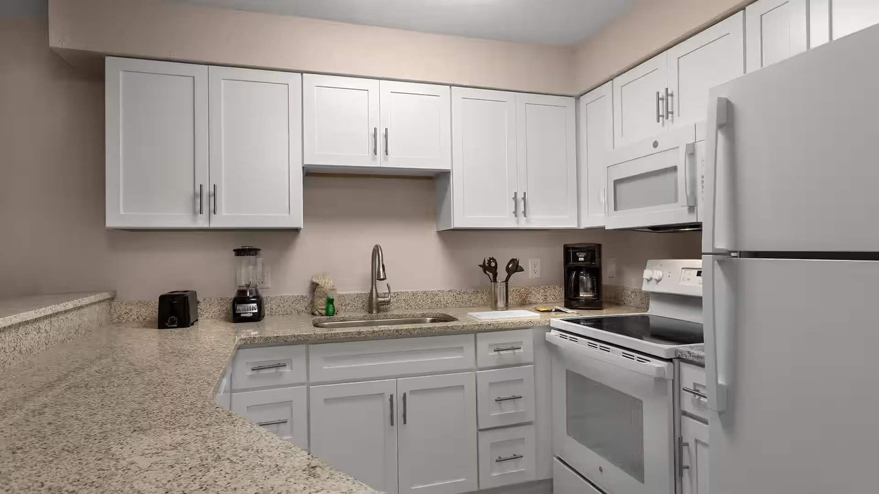Photo of Kitchen in Ocean Drive