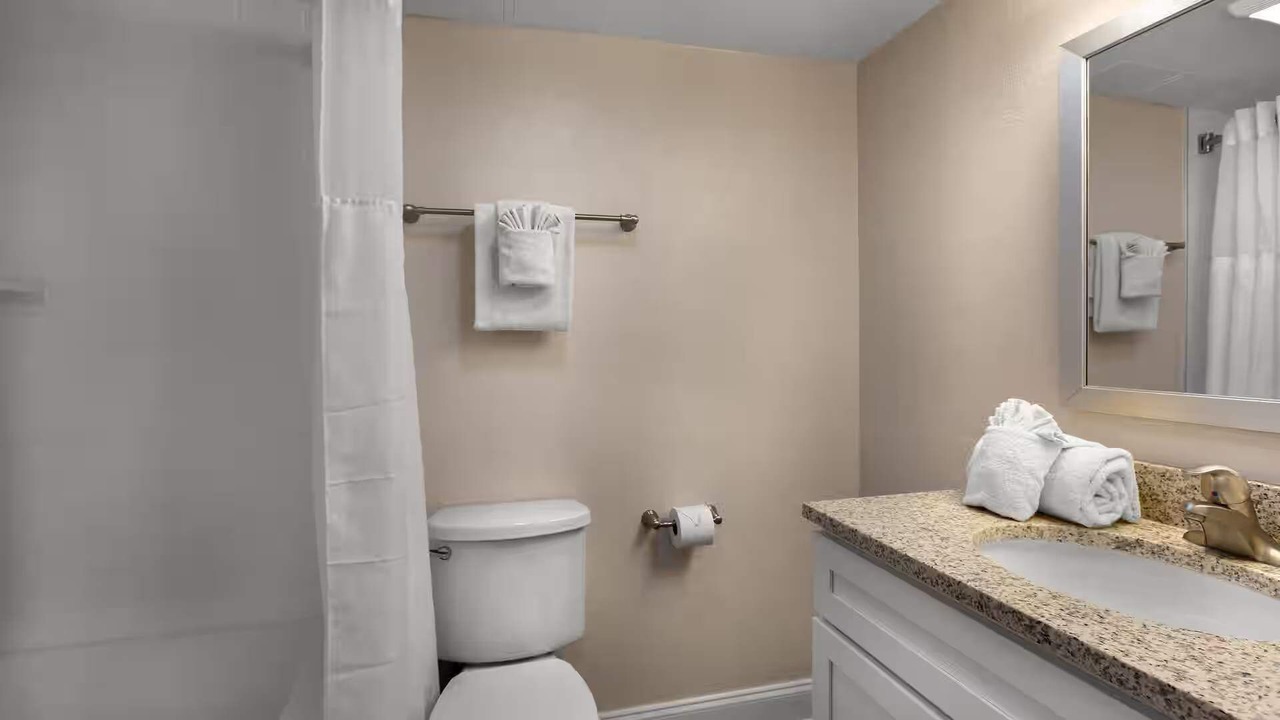 Photo of Bathroom in Ocean Drive