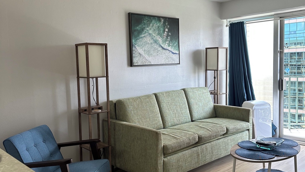 Photo of Livingroom in McCully - Moiliili